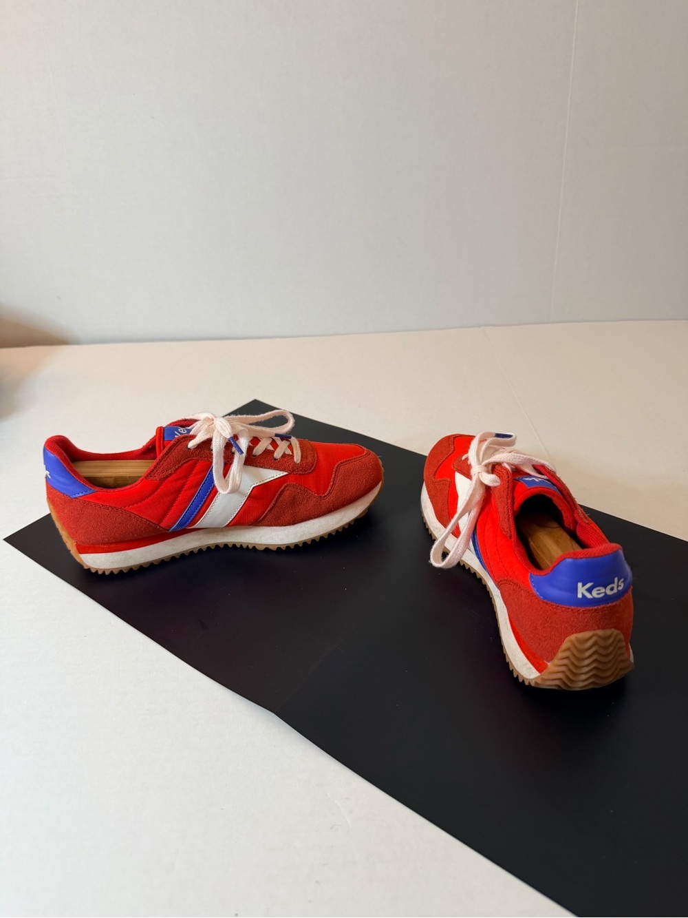 Keds Retro Rena Red, White, & Blue 70’s Suede Leather Lace-Up Sneakers Size 6.5 - Picture 4 of 10